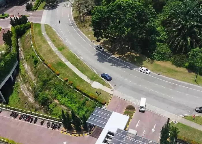 Shaftsbury Studio Cyberjaya Same Day Check In & Check Out At 10Am To 8Pm Work From Home Free Parking & Wifi