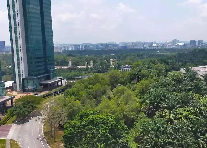 Shaftsbury Studio Cyberjaya Same Day Check In & Check Out At 10Am To 8Pm Work From Home Free Parking & Wifi